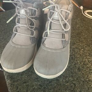 Sorel Women's Gray Winter Boots